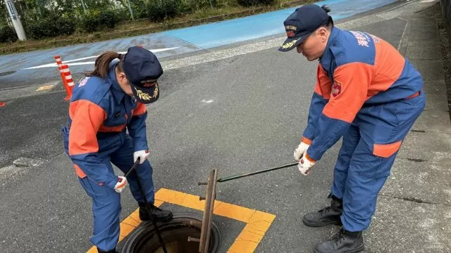 第4分団車両と器具置場