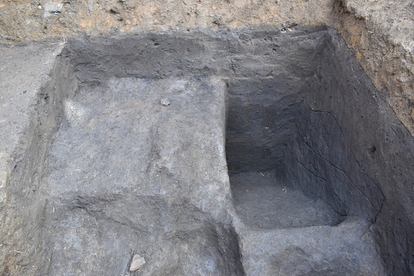 相模国分寺跡第12次発掘調査　1条溝状遺構（西から）