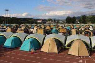 熊本県益城町のテント村の参考写真